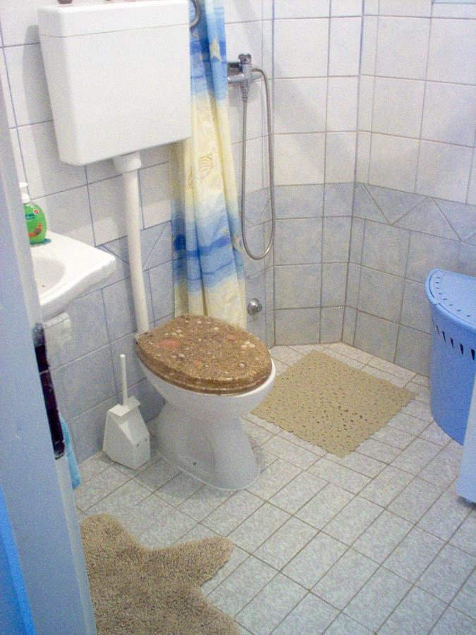 Apartment House Vir-To-All Eksteriør bilde